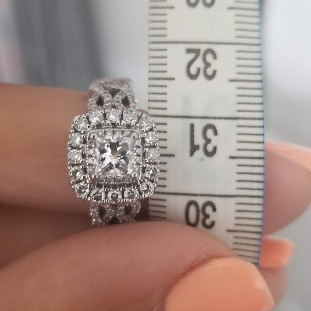 Diamond ring - Picture 2 of 9